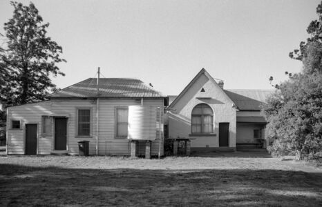 Warkworth Public School and Residence, 2001
